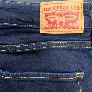 Levi’s skinny jeans